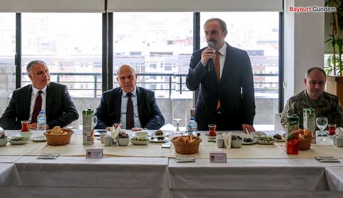 Cengiz Karakaşoğlu için veda yemeği düzenlendi