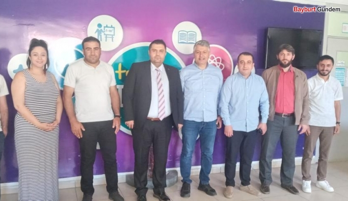 Bayburt Üniversitesi Aday Öğrencilerle Buluşmaya Erzincan'da Devam